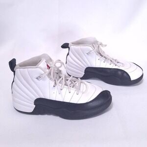 Jordan 12‎ XII Retro White Black Taxi Basketball Shoes Youth Size 2.5Y EU 34